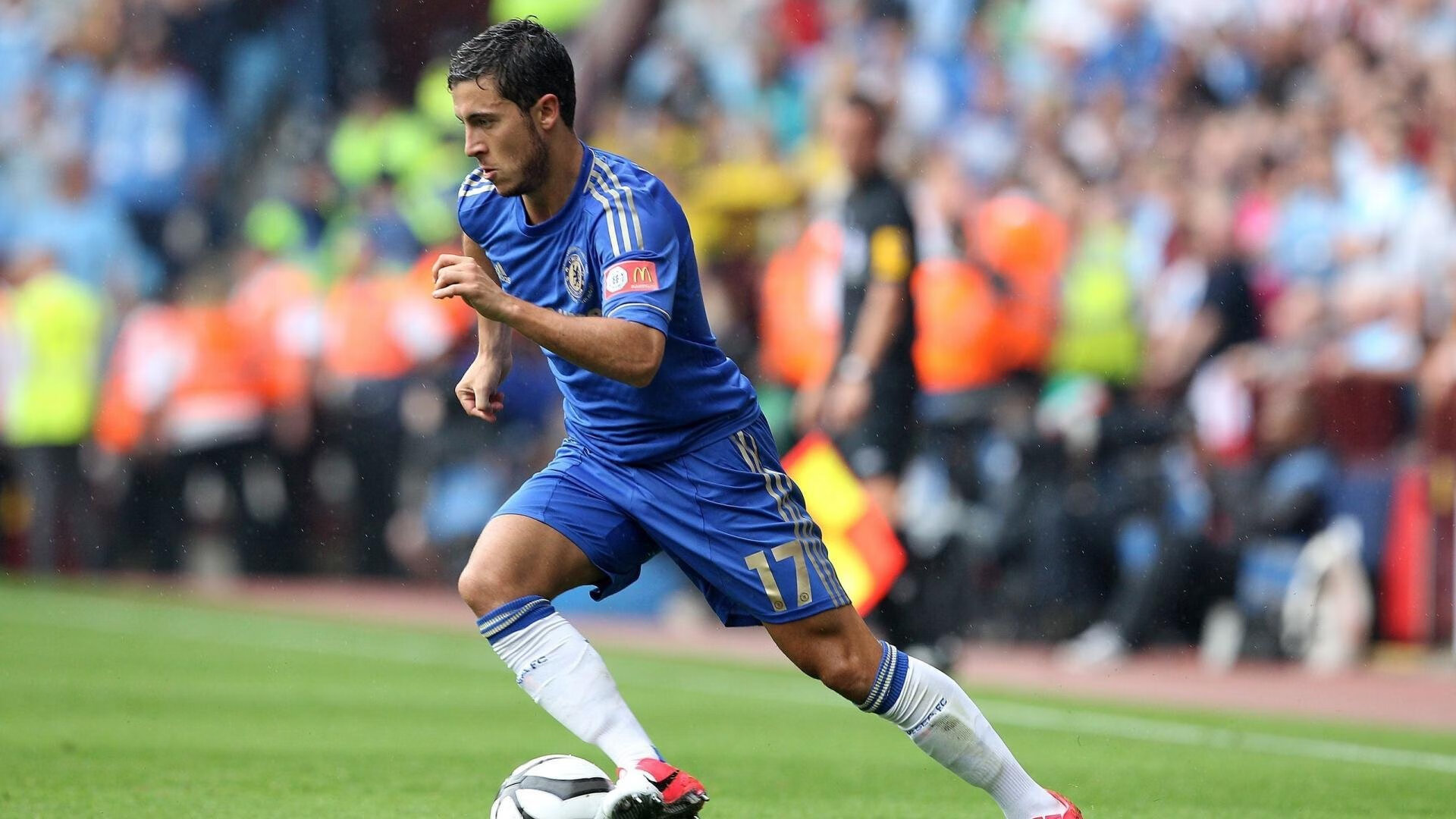 “校园足球课程入选国家基础教育课程体系”，教育部_全国已认定2.7万所校园足球特色学校